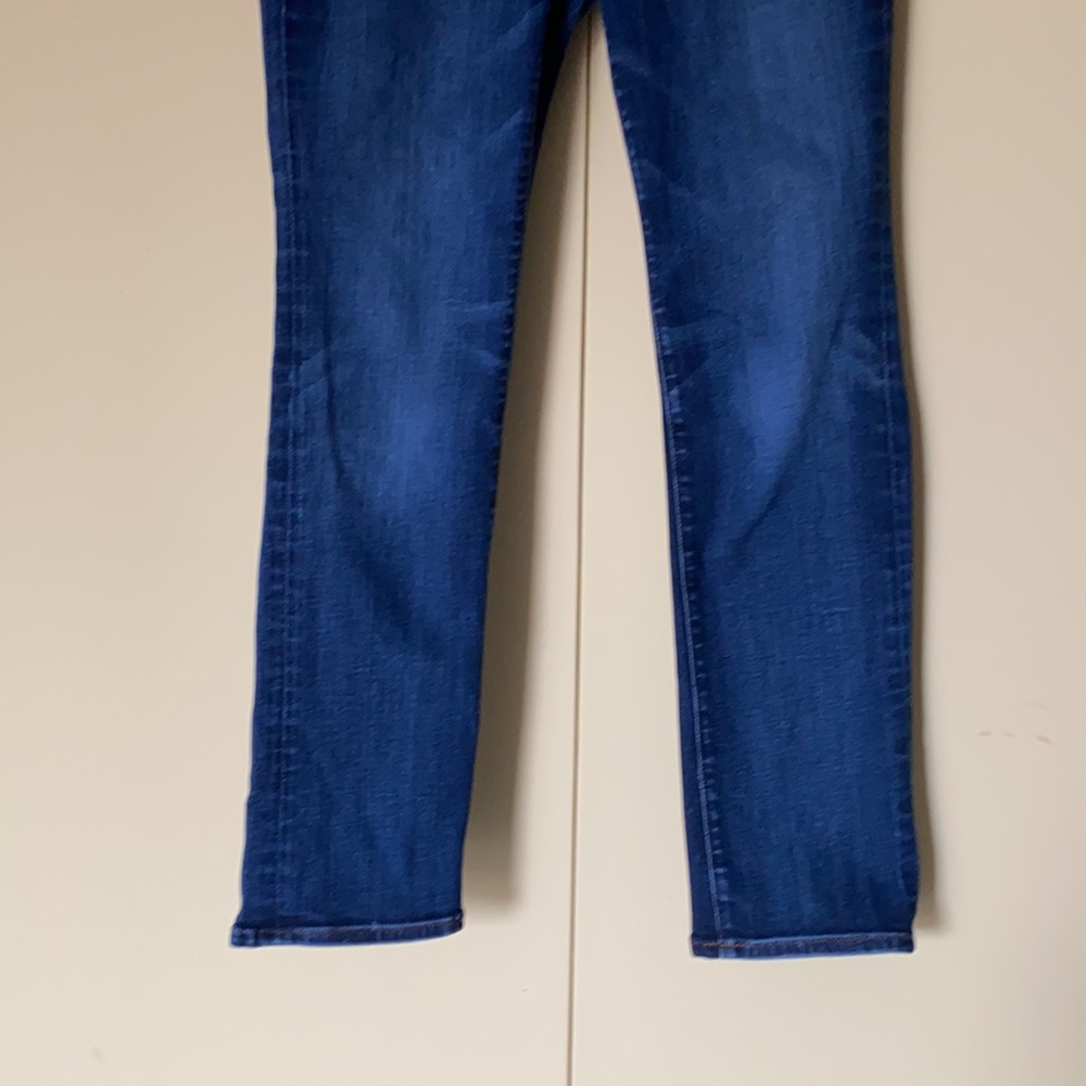 Ann Taylor LOFT blue jeans in size 28 - Picture 3 of 11